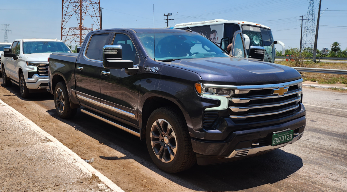 Chevrolet Silverado 2025 – Price, Power, Towing & Review