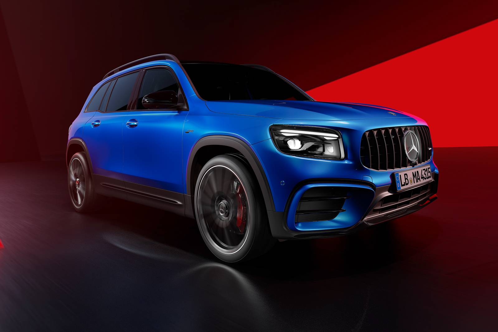 Mercedes-Benz GLB – Compact SUV with Grand Space and Style